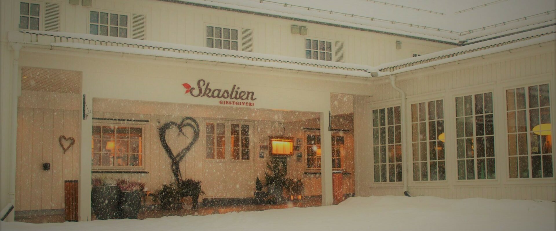 Skaslien gjestgiveri vinter 2